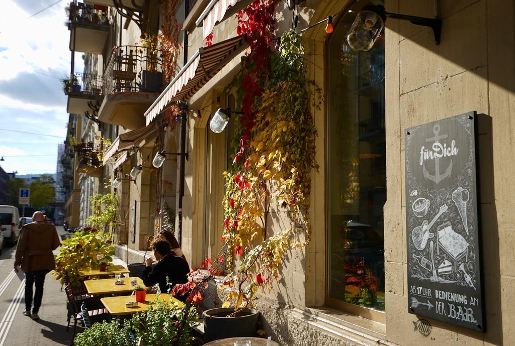 Guesthouse Fuerdich Zürich Exteriör bild